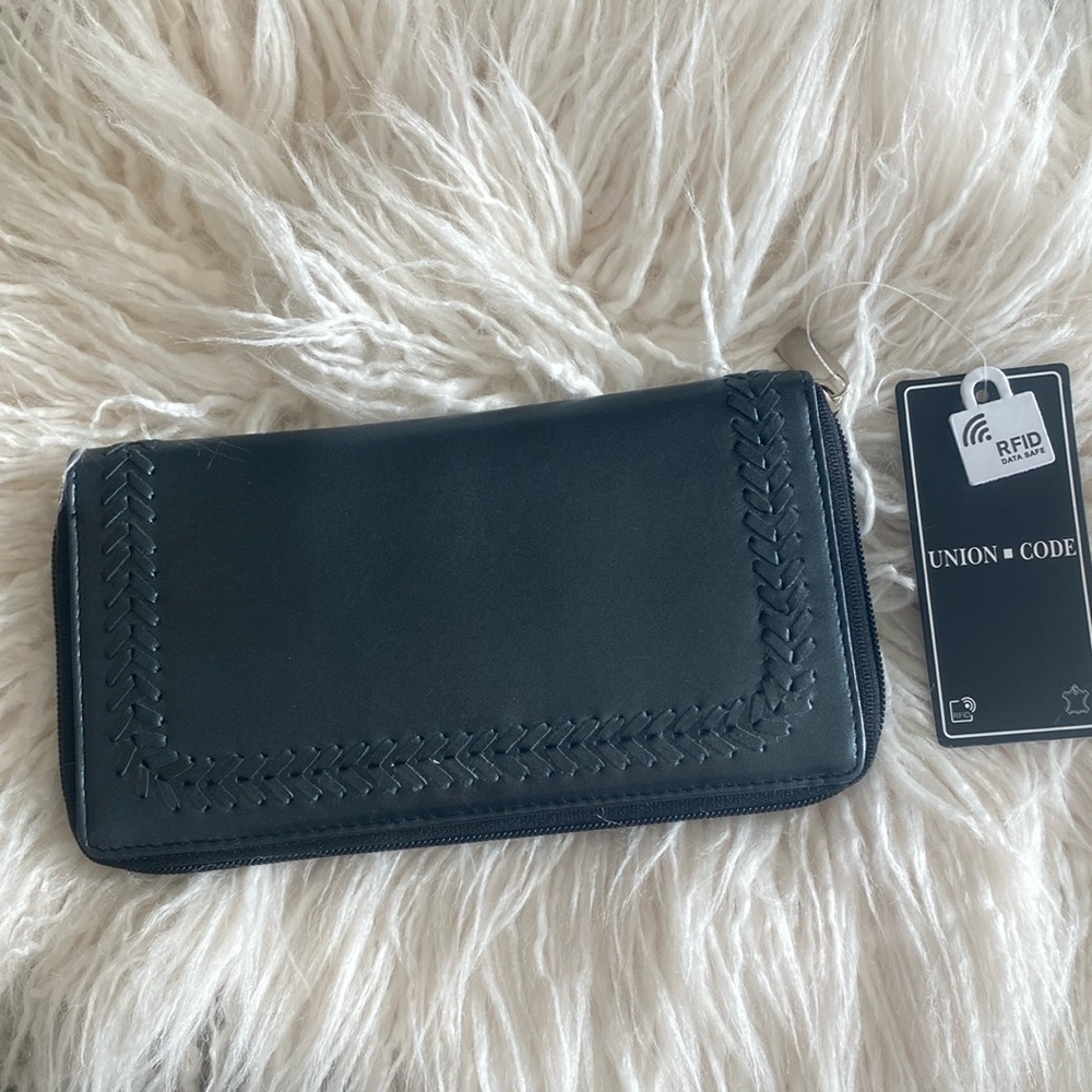 New Union Code RFID Zip Around Wallet